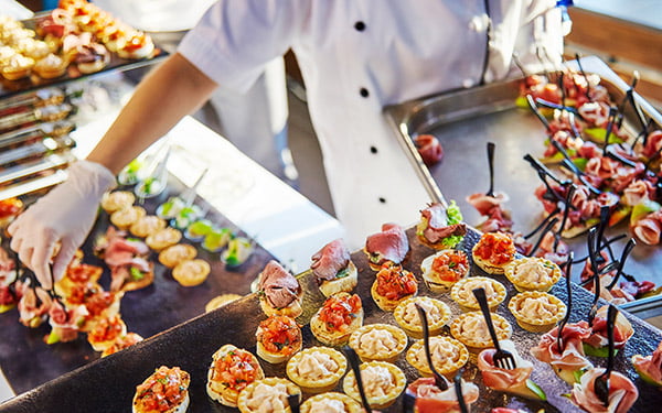 Jiffy Vans; How To Choose A Refrigerated Van For Catering