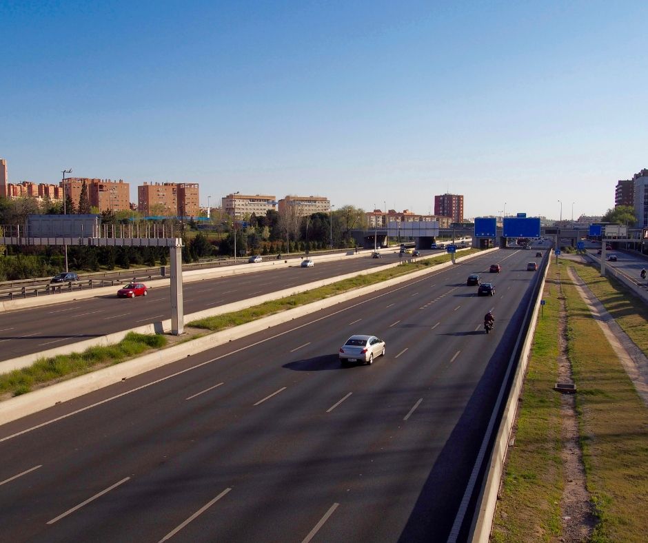 Hogging the Middle Lane: The Facts