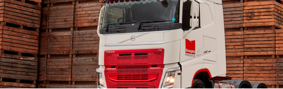 Volvo takes root at Braegate Produce with crisp new FH tractor