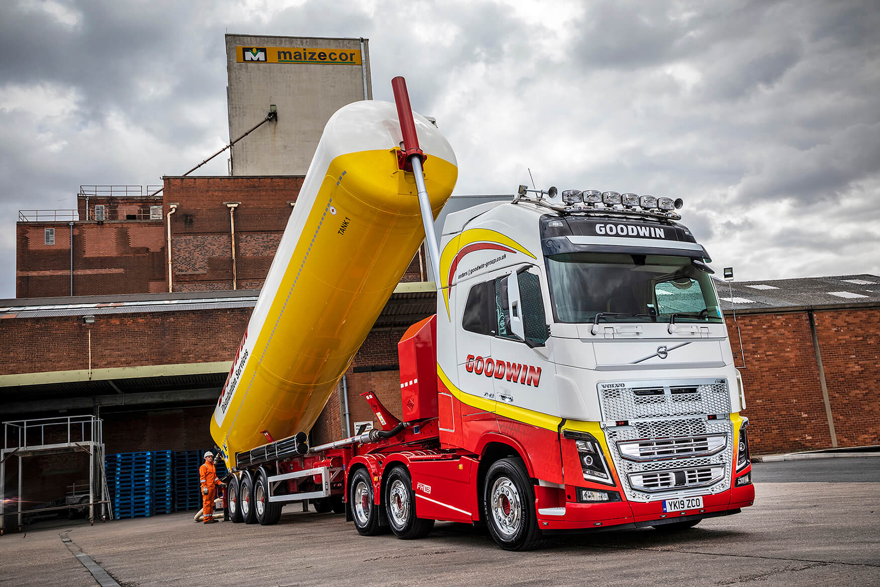 M.b. & J. Goodwin Goes Large With A High Specification Volvo Fh16 750 Flagship - Crossroads Truck & Bus Limited