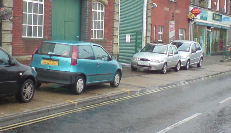 Should Pavement Parking Be Banned? | Fleetwood Car Centre