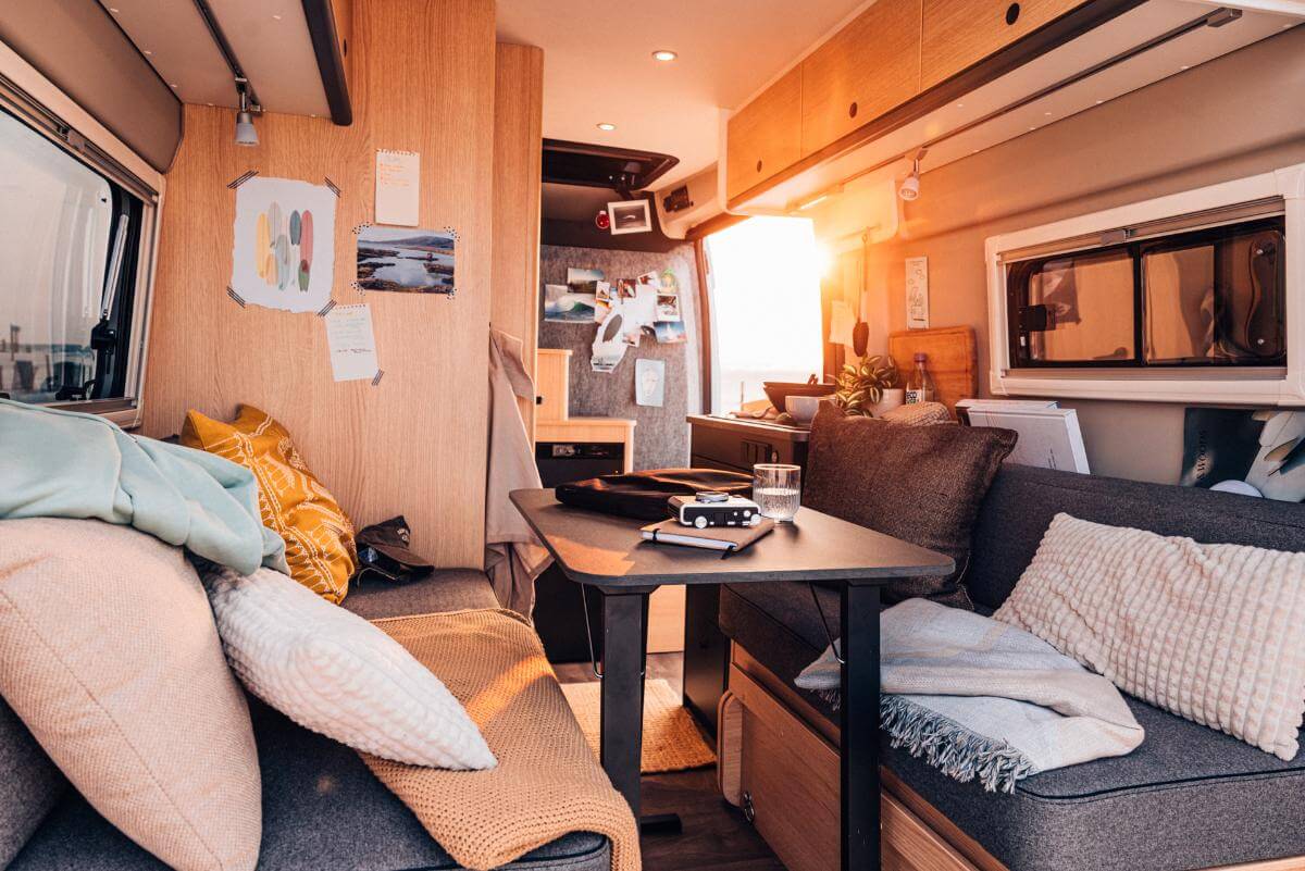 Sunlight Vanlife 540 Martin Erd 0990 96dpi - Cara Motorhomes