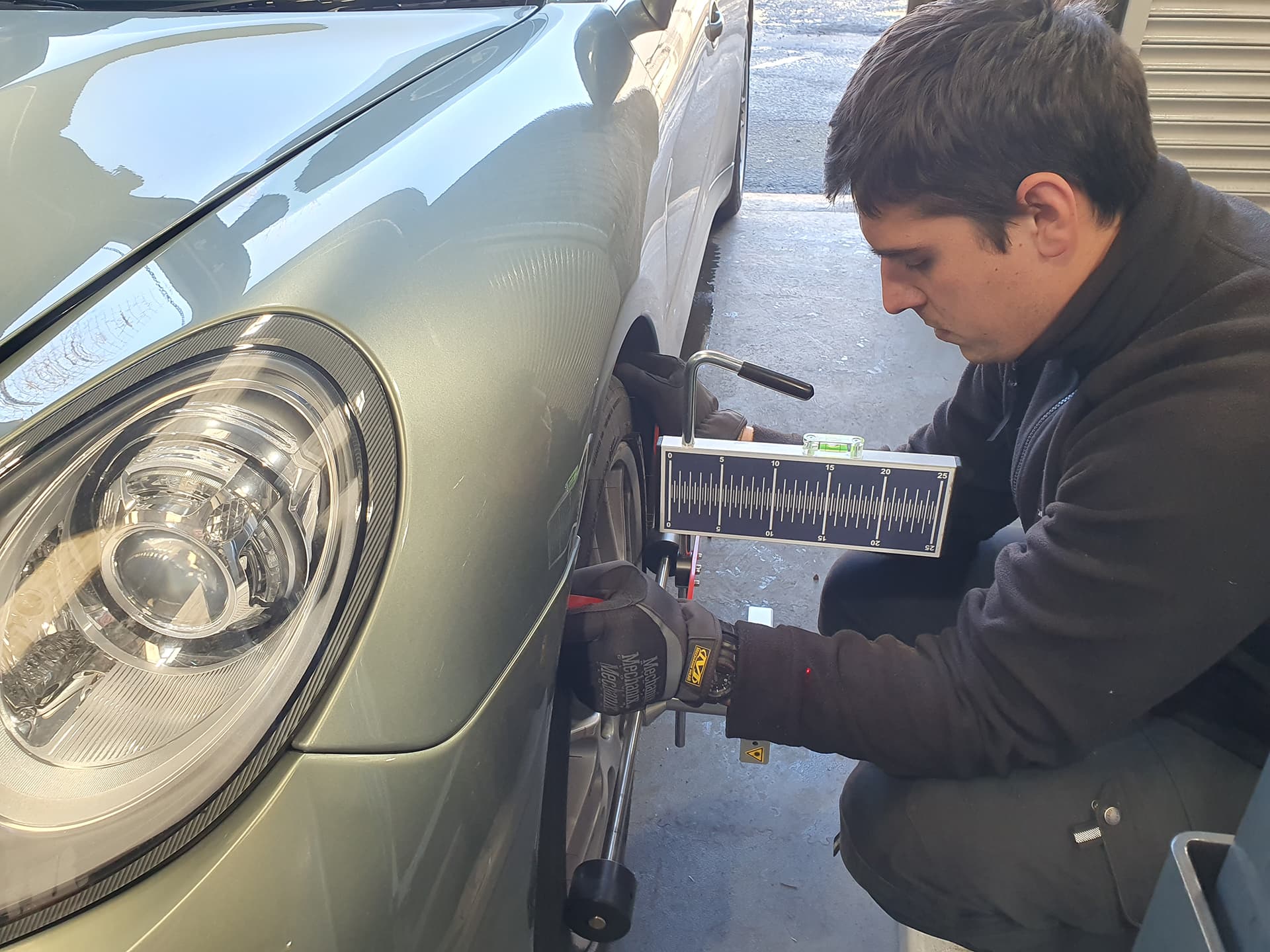 Adas Calibration 02 - Renn Automotive Ltd