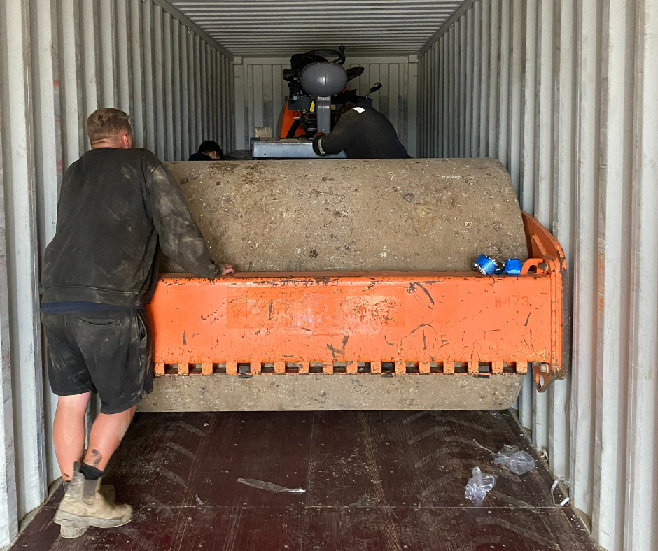 Used Roller Export. Loading Used Roller into a Sea Container for Export