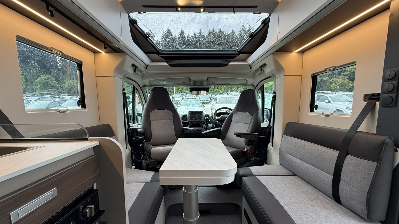 2027 Adria Compact Supreme New - Geoff Cox