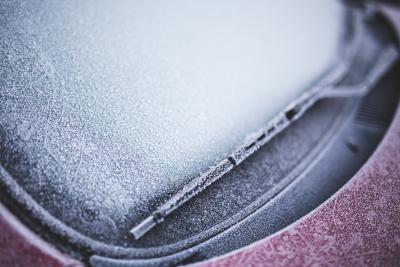 Top Driving Tips for Dealing with Frost and Ice