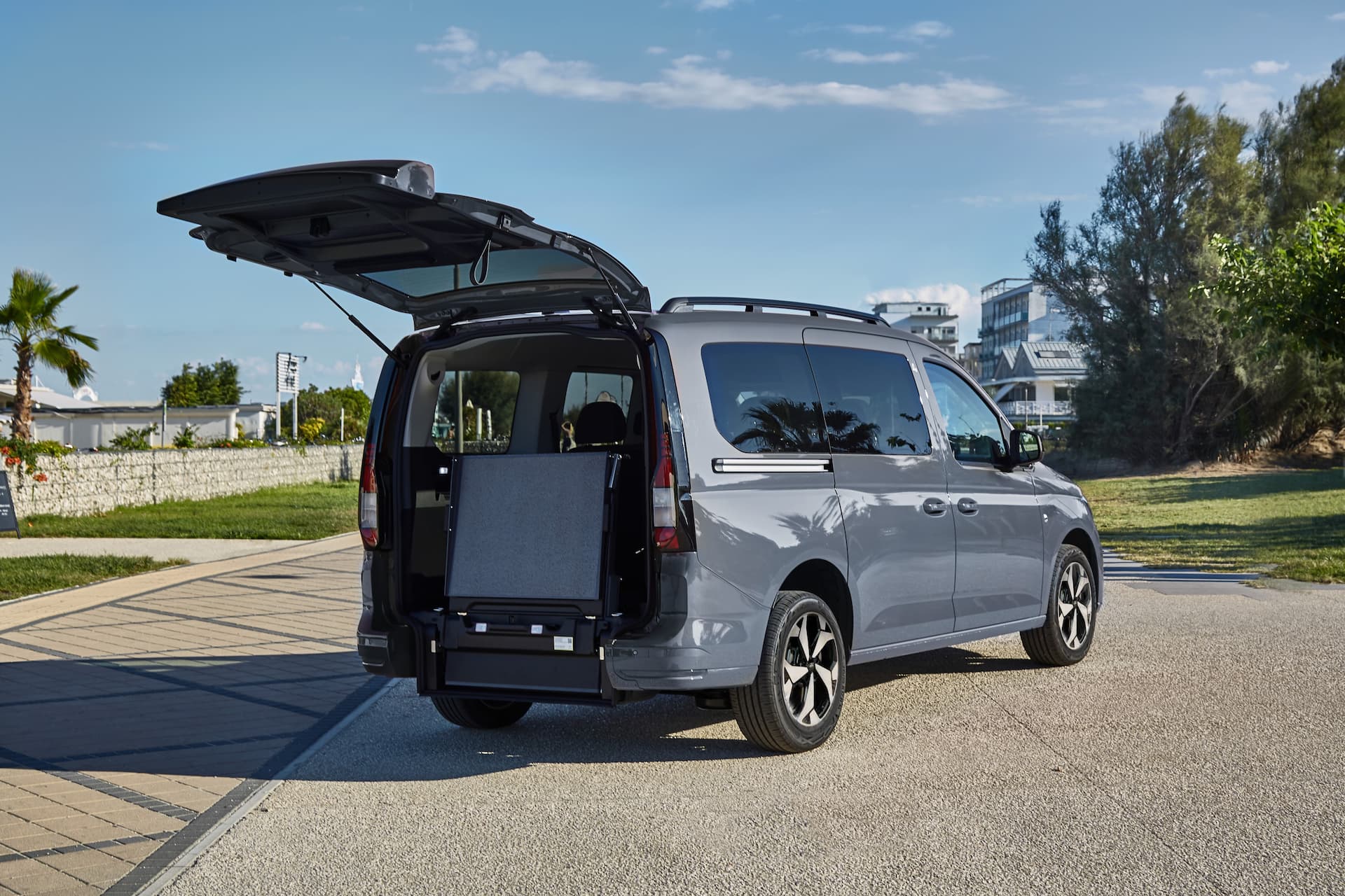 New vs used wheelchair accessible vehicles: which is better?