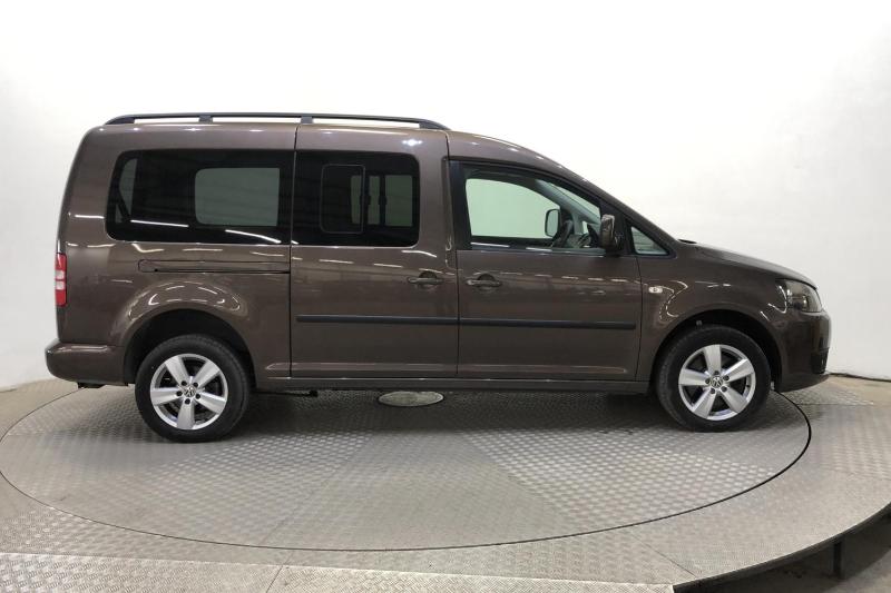 What is a WAV car? An Introduction to Wheelchair Accessible Vehicles
