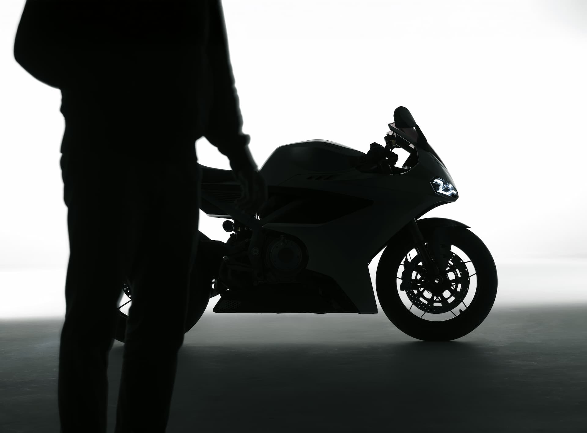 Norton Resurgence Digital Oct Detailsshoot 18 (1) - Williams Automobiles