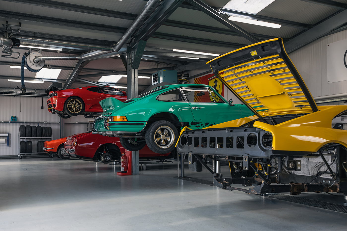 Ferrari Service (15) (1) - Bell Sport & Classic