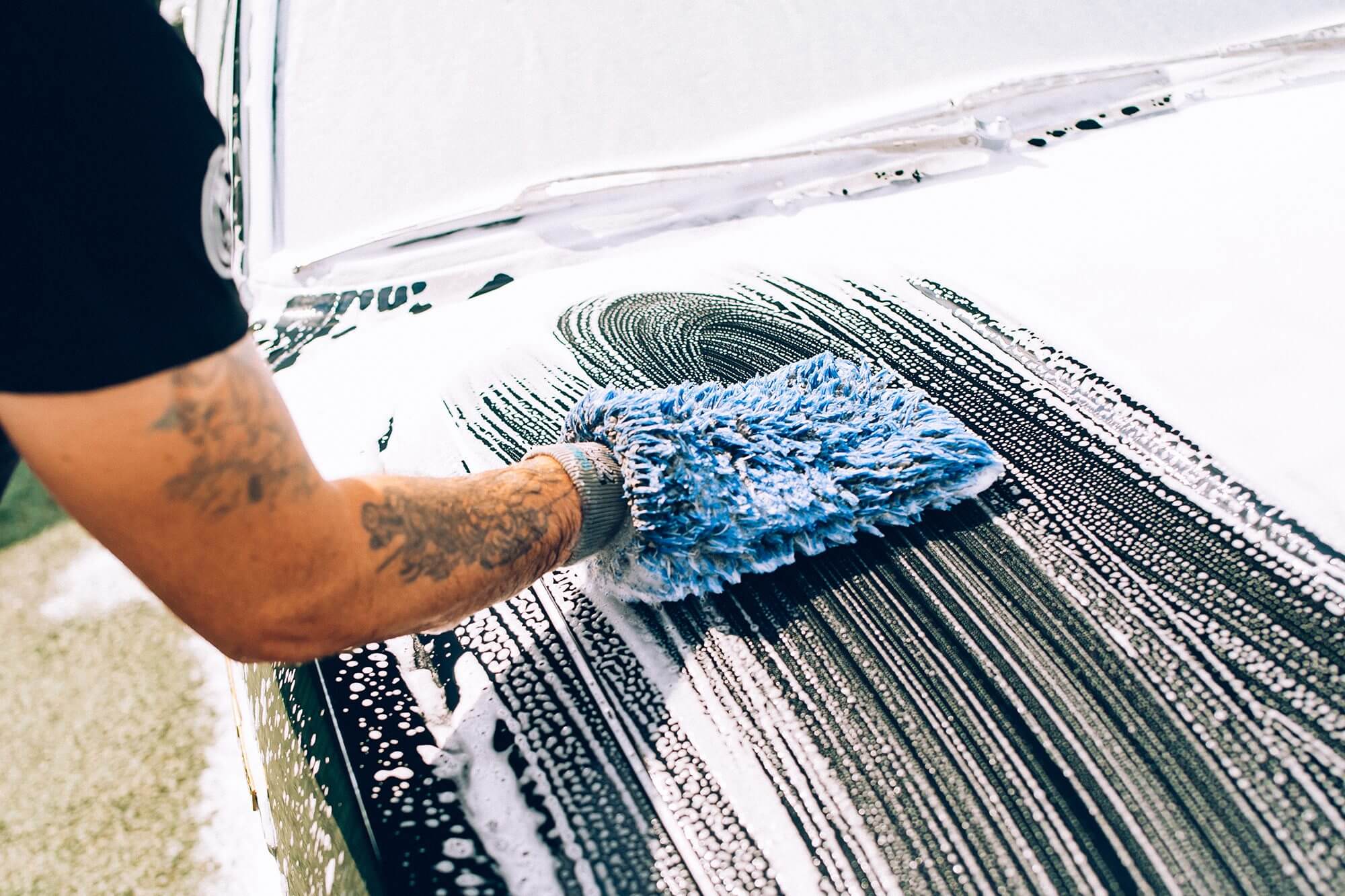 Bsc Detailing Shots Am V8 Vantage Final Image 25 - Bell Sport & Classic