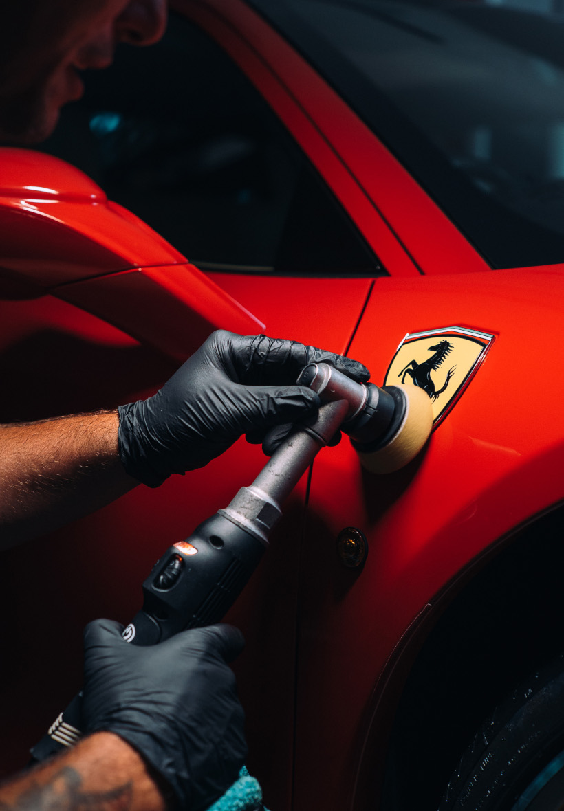 Detailing 1 - Bell Sport & Classic