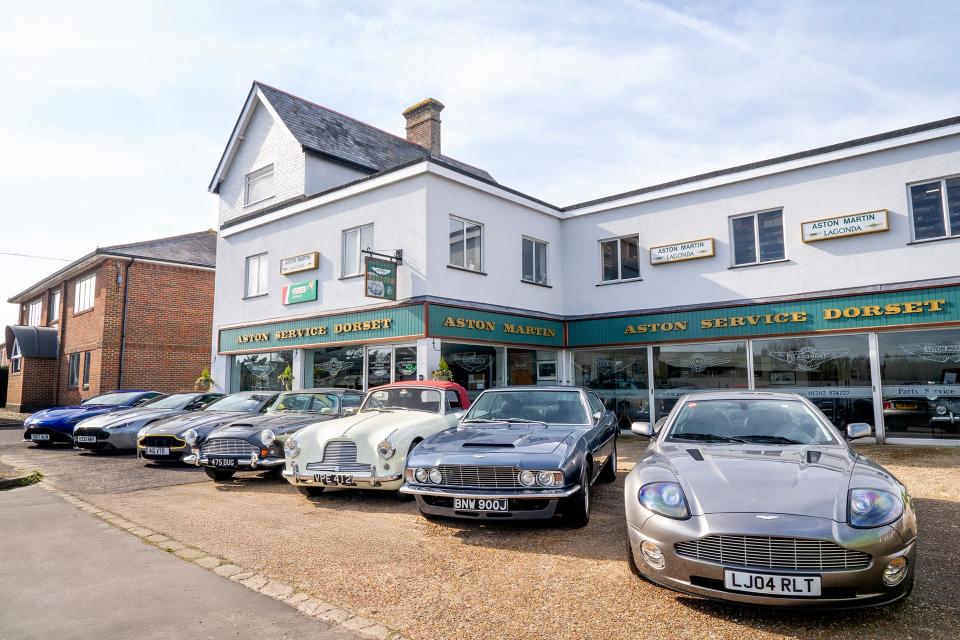 Aston Martin Service Dorset Large (1) - Aston Service Dorset Ltd