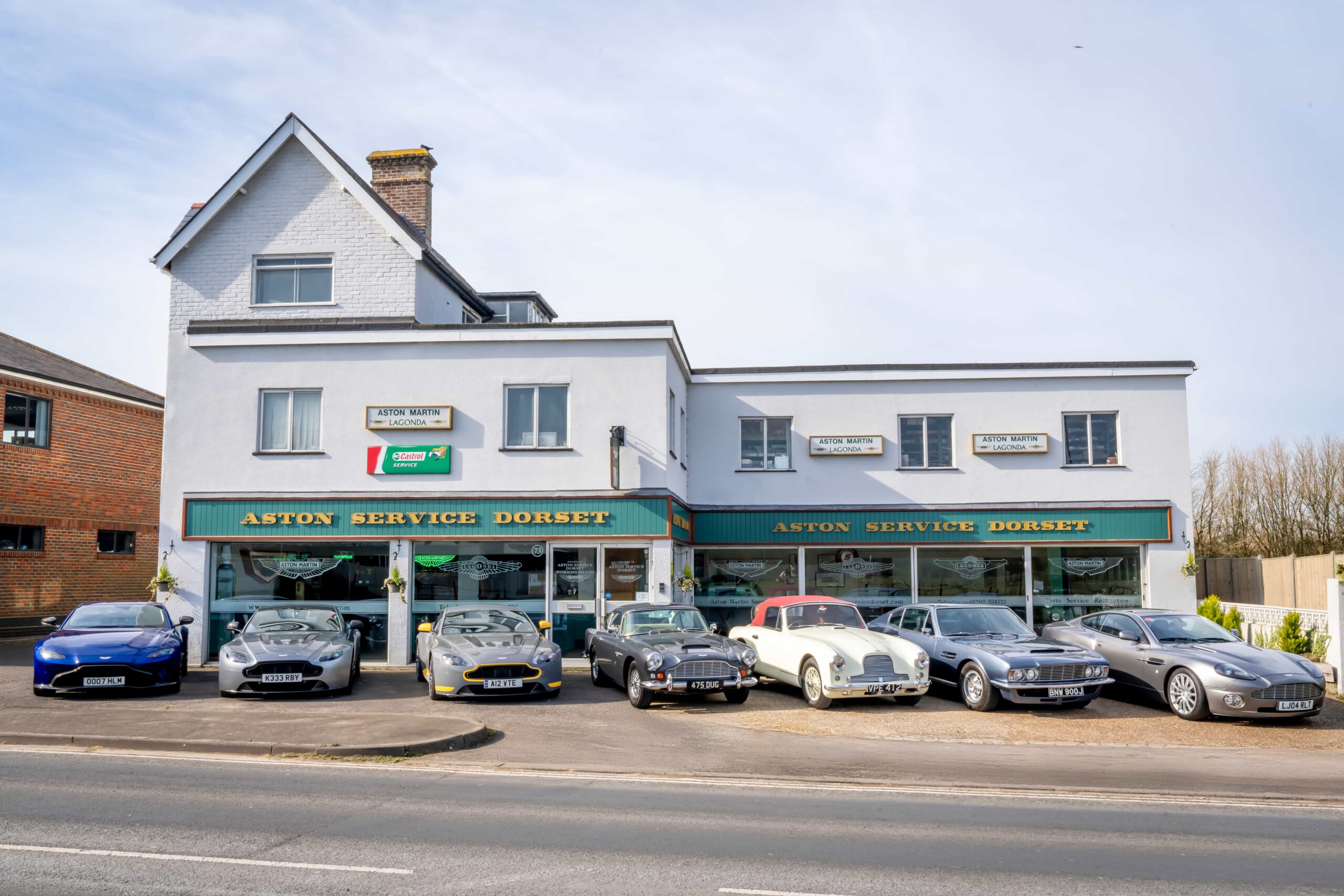 Astonmartinservicesdkr 07385 Retouched (1) - Aston Service Dorset Ltd
