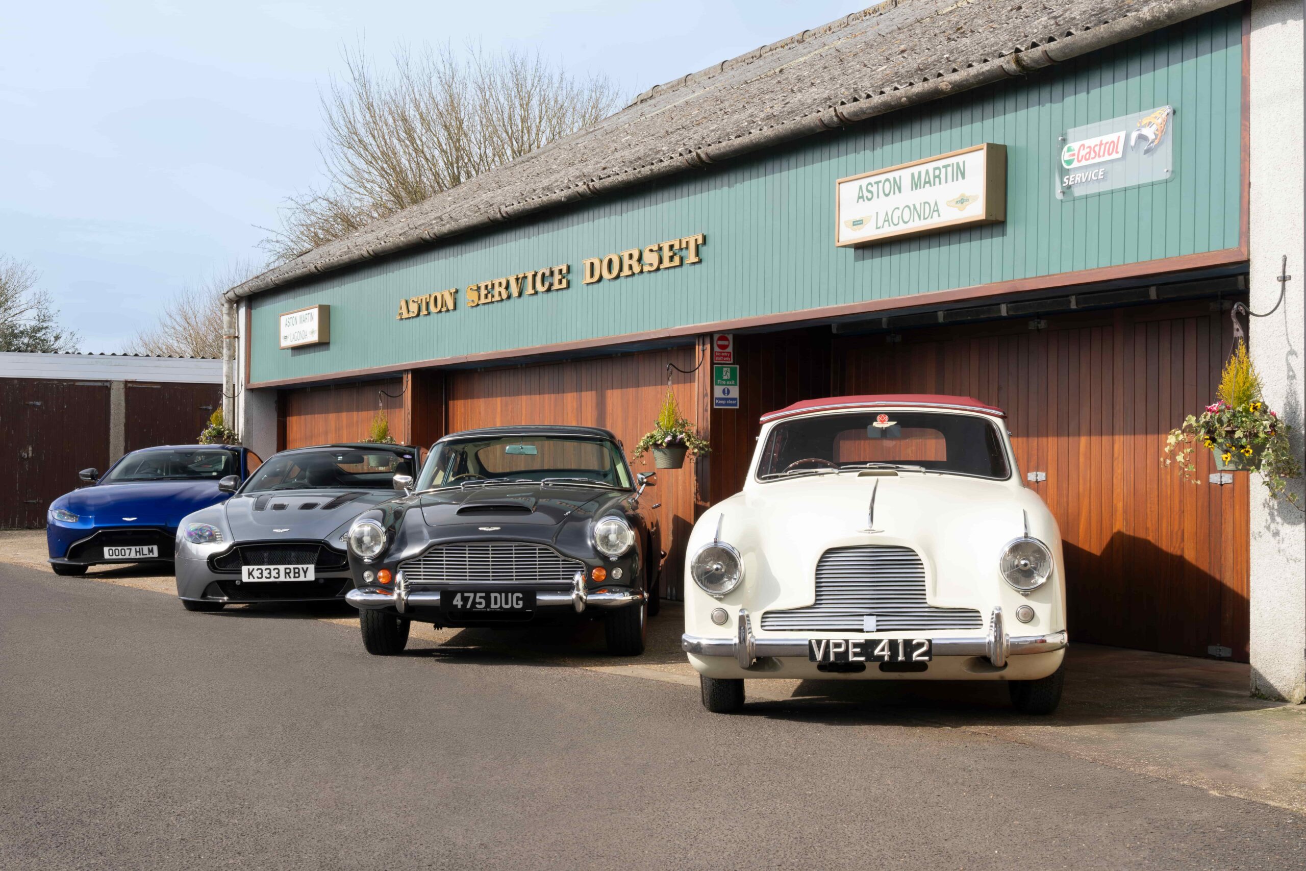 Aston Martin Service Dorset 17 (1) - Aston Service Dorset Ltd