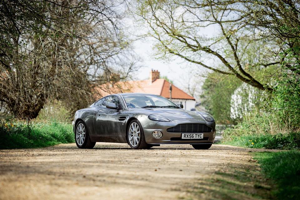Aston Martin Vanquish 4 Large (1) - Aston Service Dorset Ltd