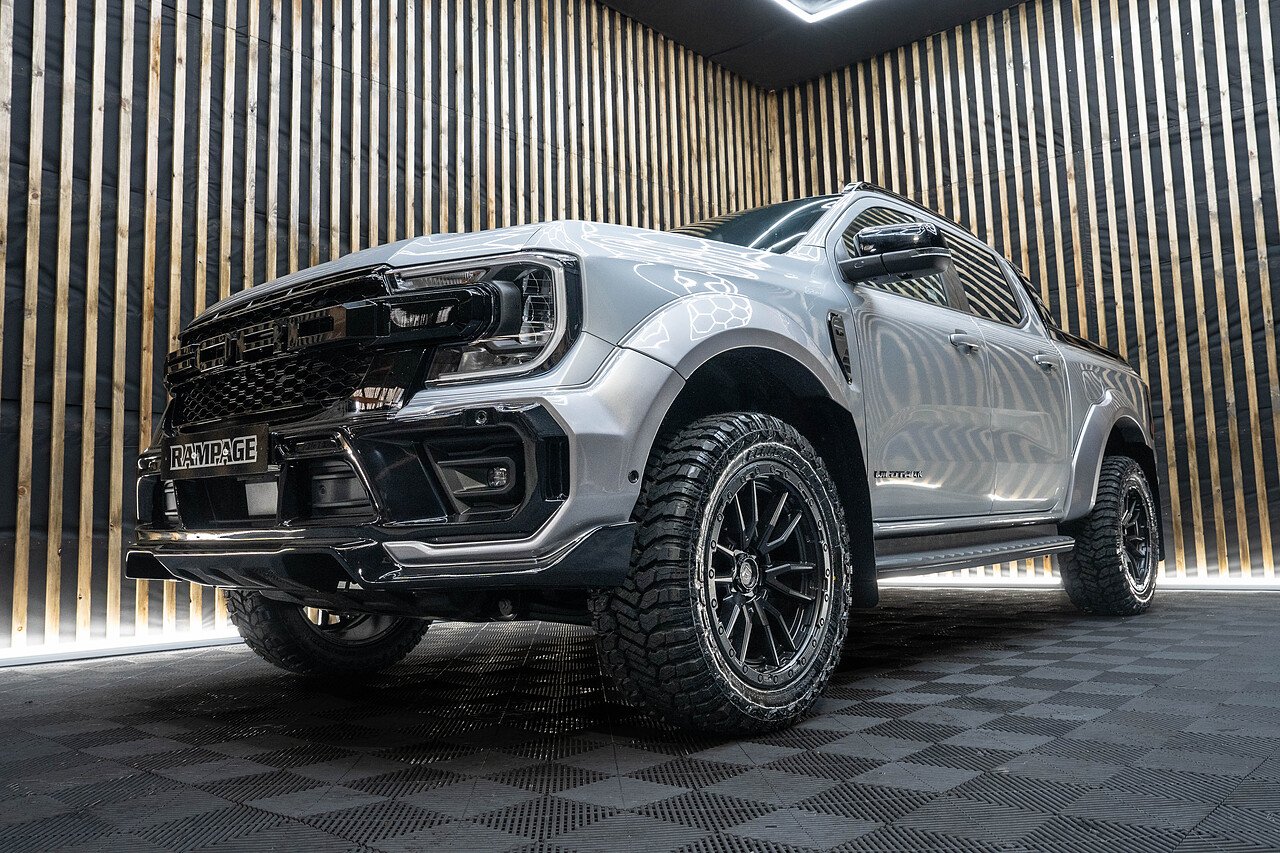 Ford Ranger Wildtrak Moondust Silver Close Up