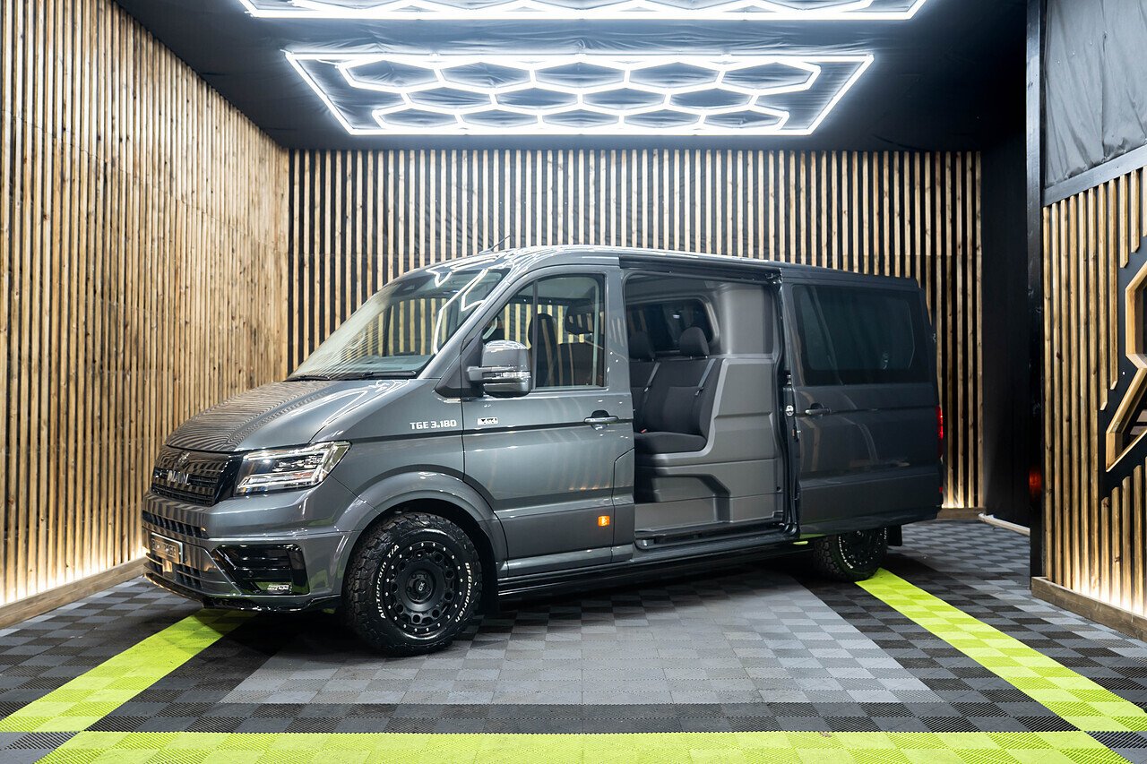Man Van Crew Cab In Showroom - Rampage Vehicles