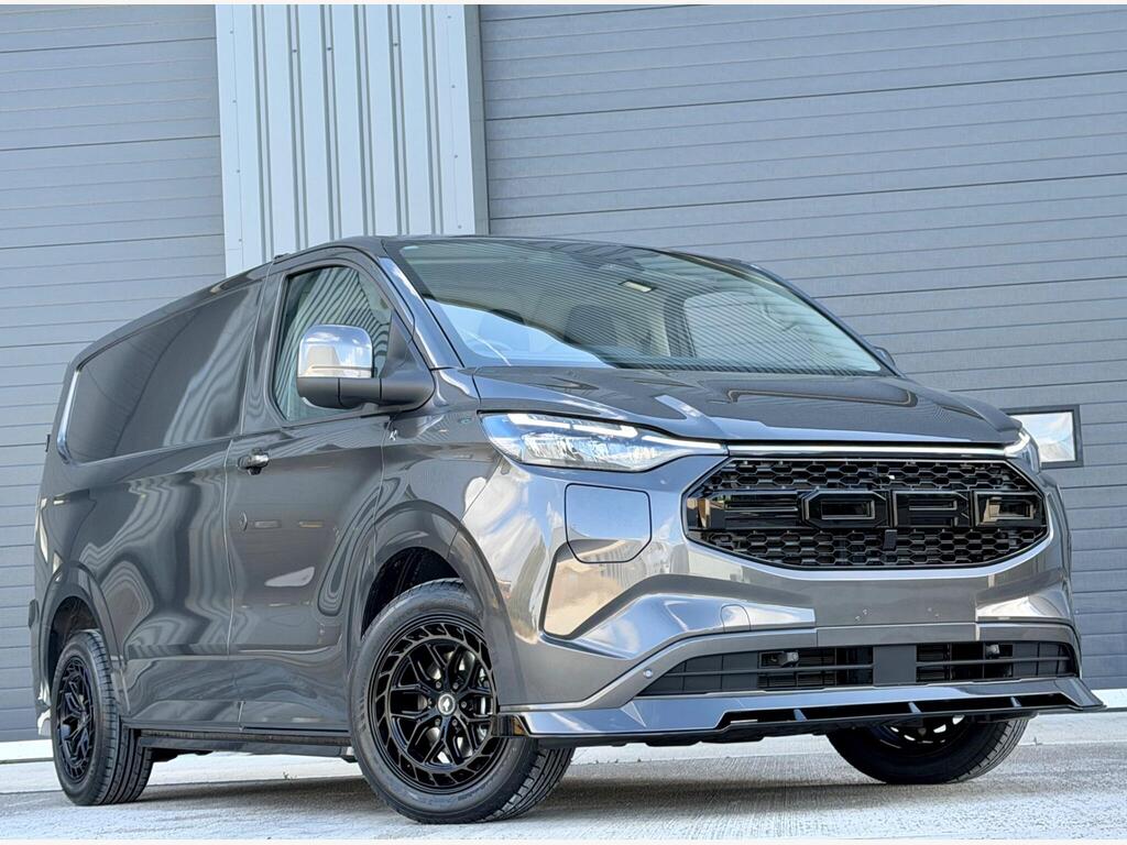 Transit Custom Phev Used By Tradespeople On Daily Routes