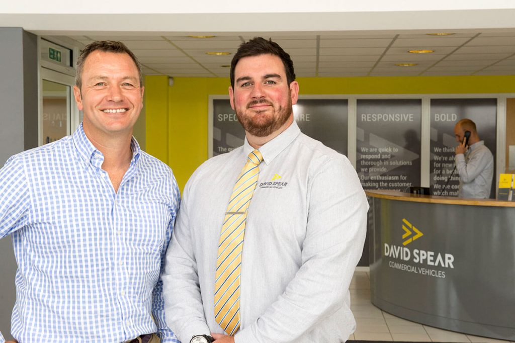 Leading LCV dealership adds another accolade to their collection as winner of the Feefo Gold Trusted Service Award 2018