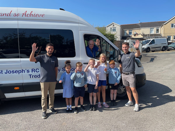 David Spear Commercials Supports Local School with Replacement Minibus After Theft