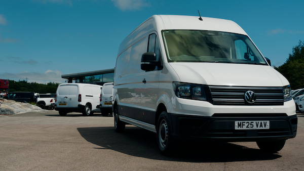 Vehicle Review | Volkswagen Crafter CR35 Commerce Plus LWB 140PS