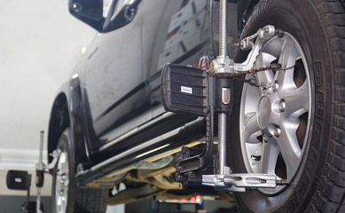 Wheel Alignment & Tracking
