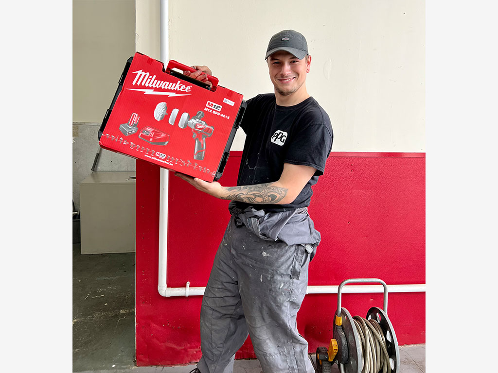 Milwaukee Polisher