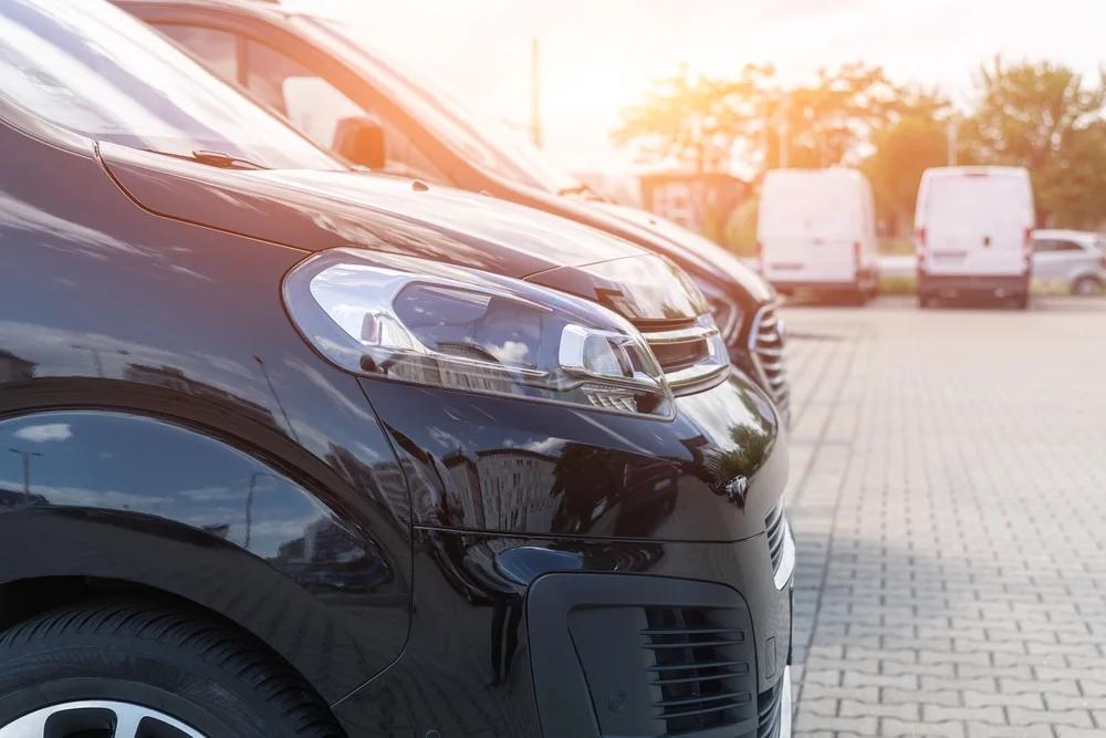 Why Buying from a Family-Run Van Dealer Makes All the Difference 🚐✨