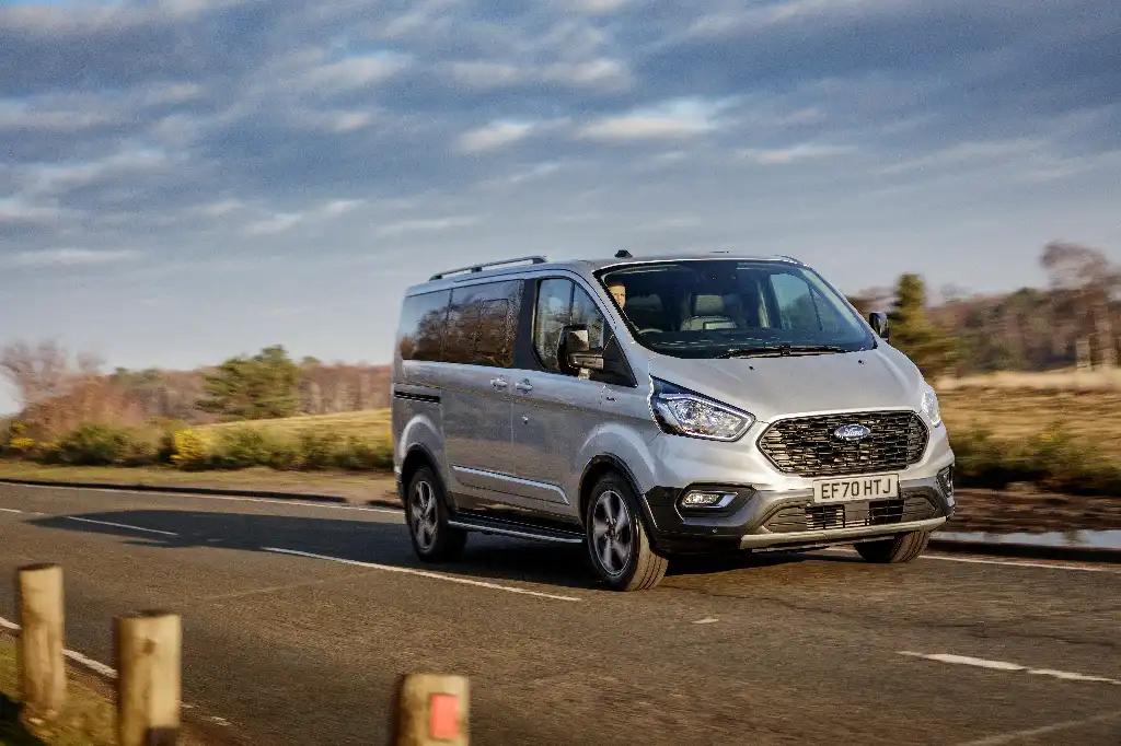 The Best Vans for Mobile Trades: Plumbers, Electricians &amp; Builders in 2025