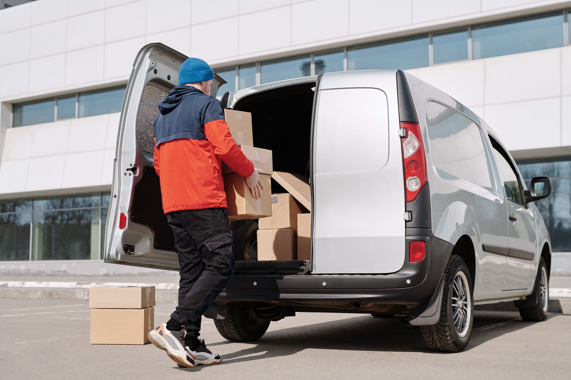 Courier vans: fuel and costs