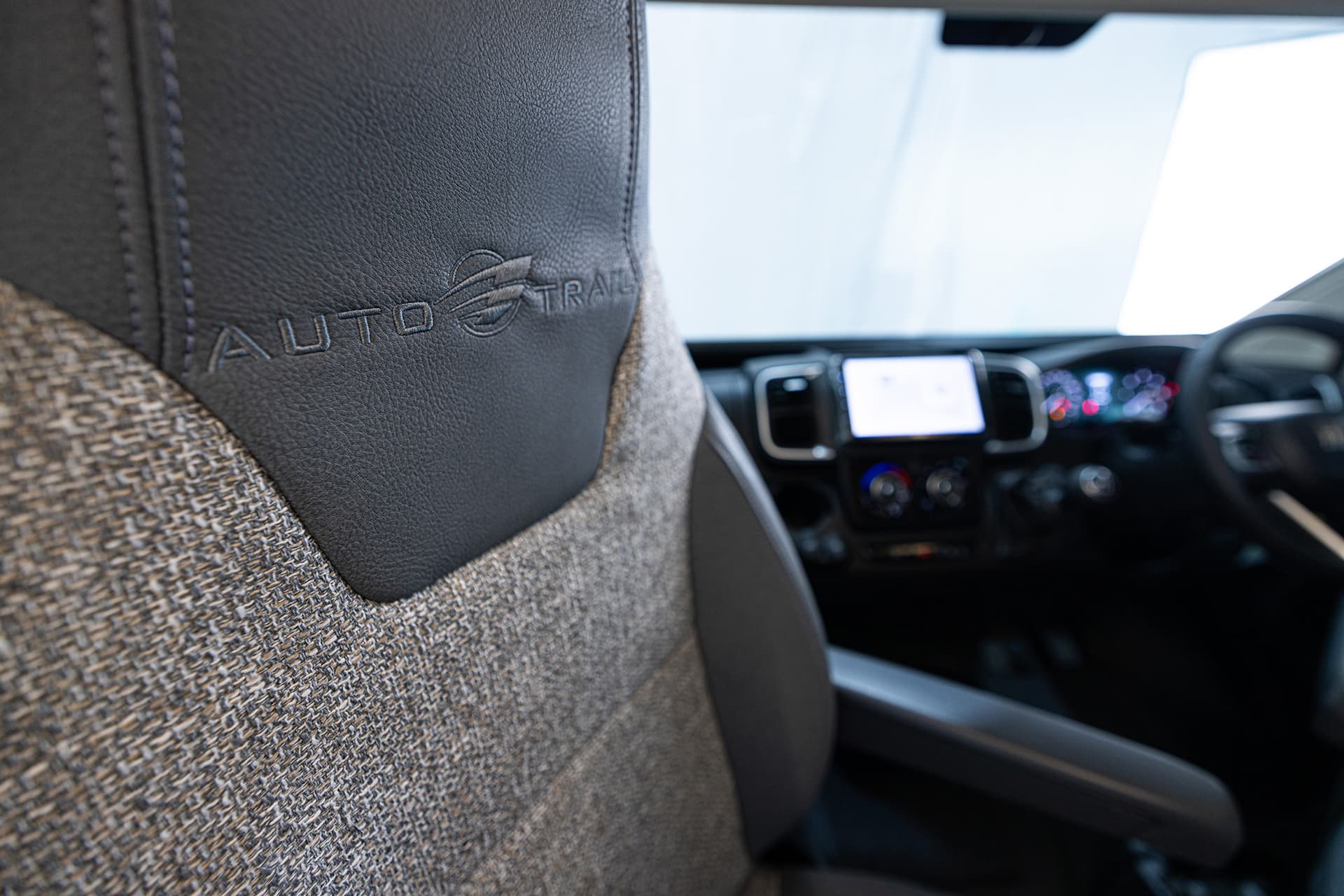 Expedtion 67 Flex Seats Close (1) - Tottington Motor Company