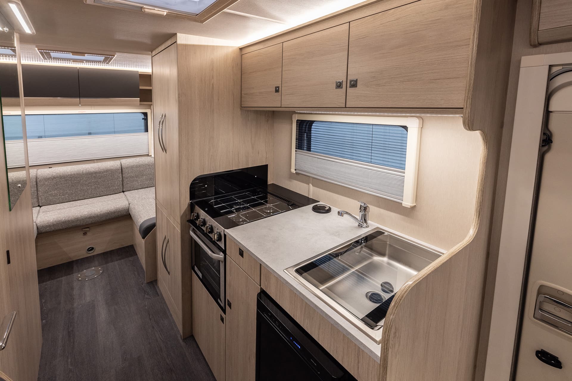 Expedtion C72 Kitchen And Rear Lounge (1) - Tottington Motor Company