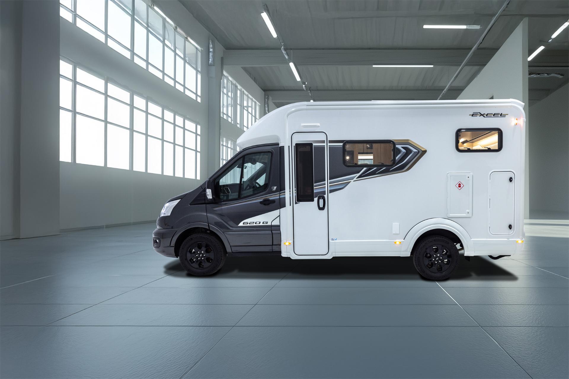 Excel 620g Hero New Large - Tottington Motor Company