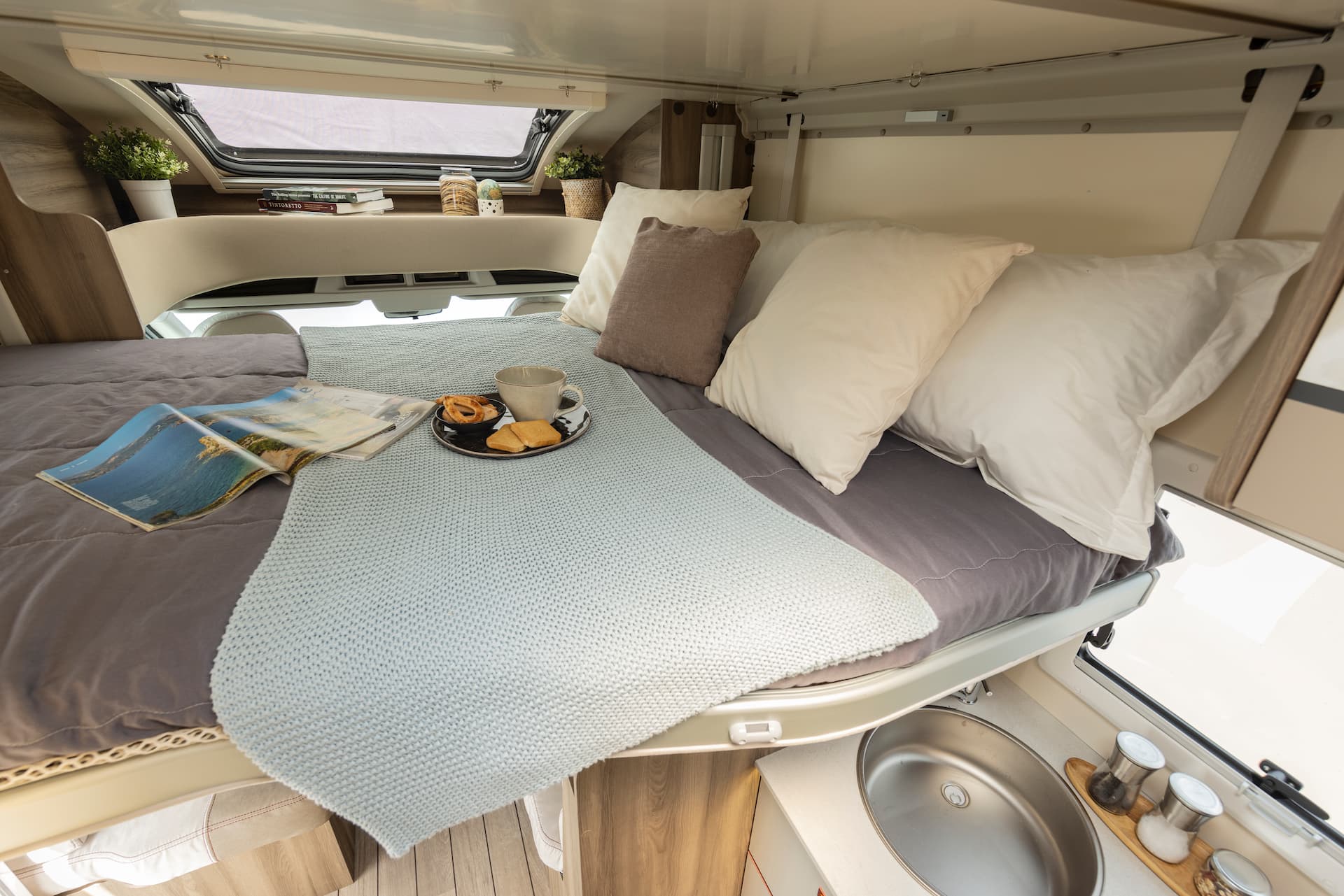 Kronos 665 Drop Down Bed - Tottington Motor Company