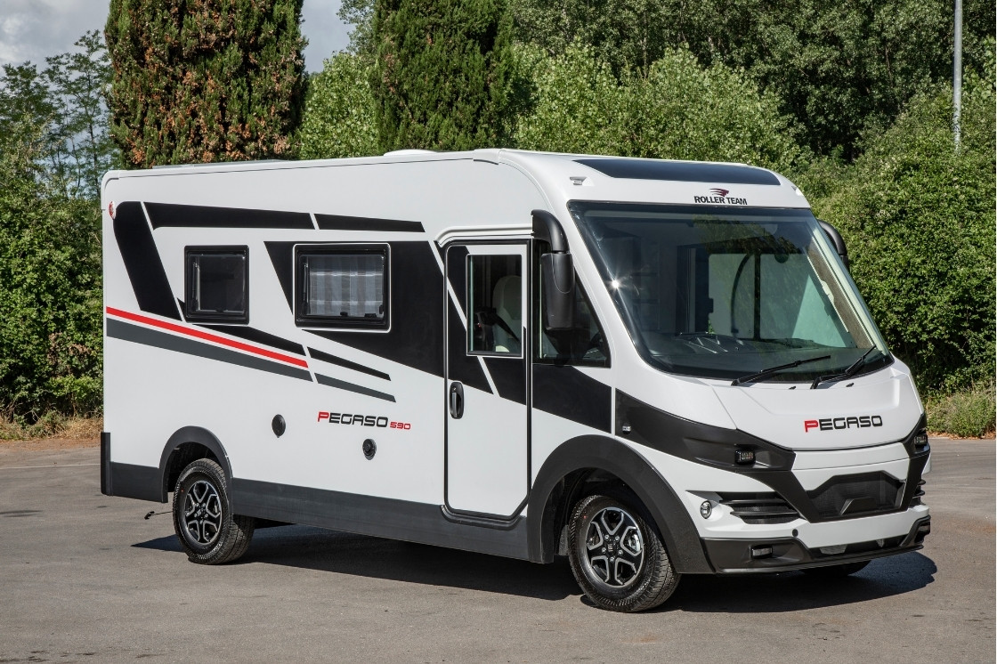 Roller Team Pegaso 590 - Tottington Motor Company
