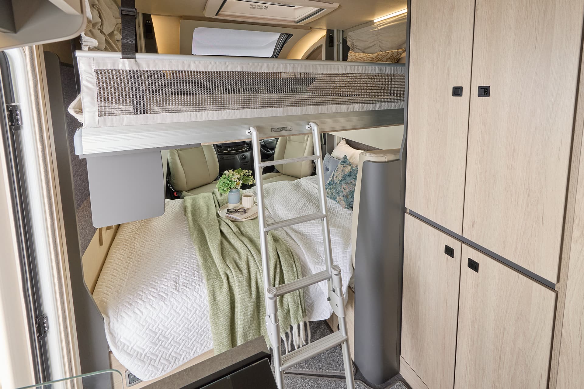 F62 Beds (1) - Tottington Motor Company