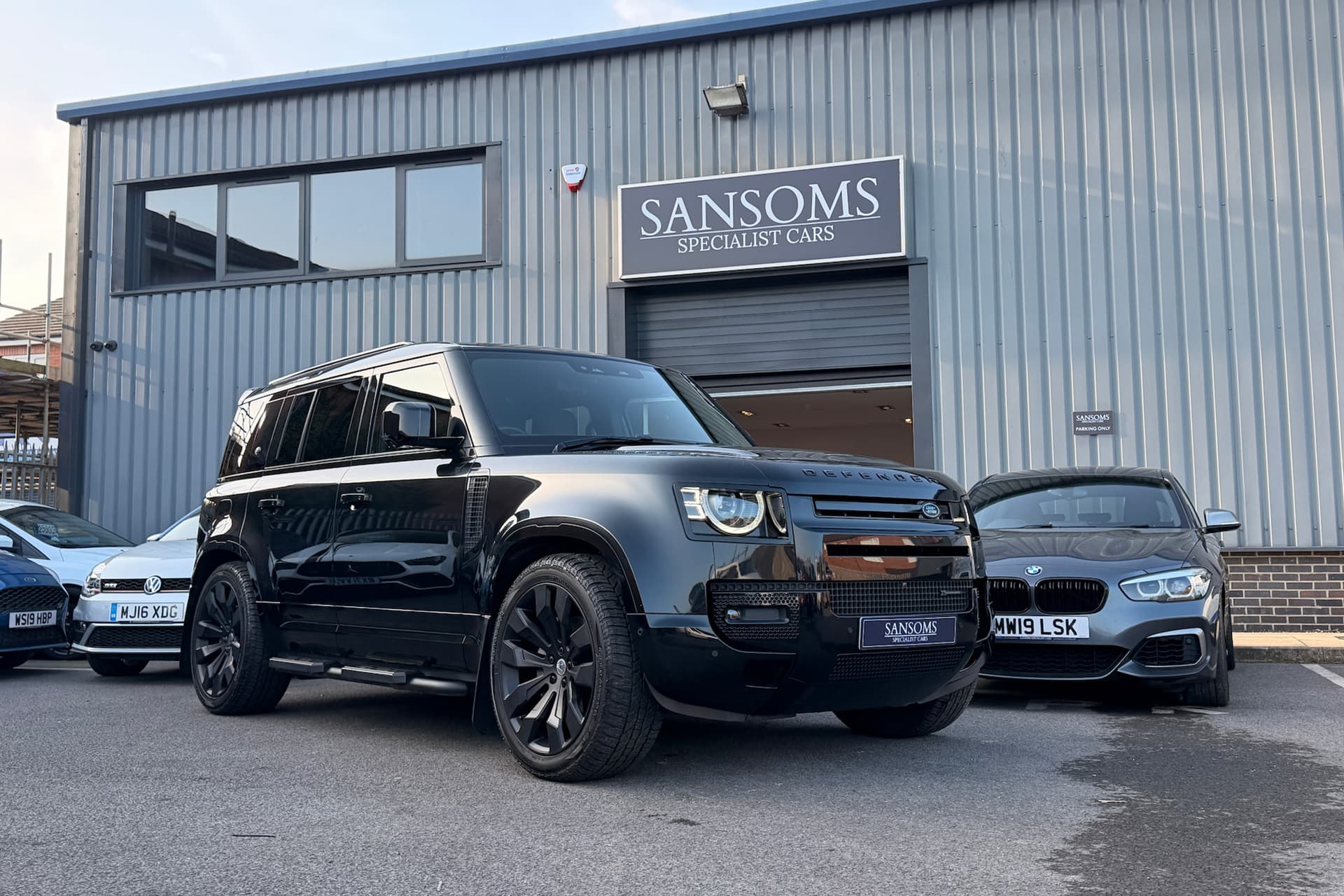 Sansoms Home Hero 2 (1) - Sansoms Specialist Cars