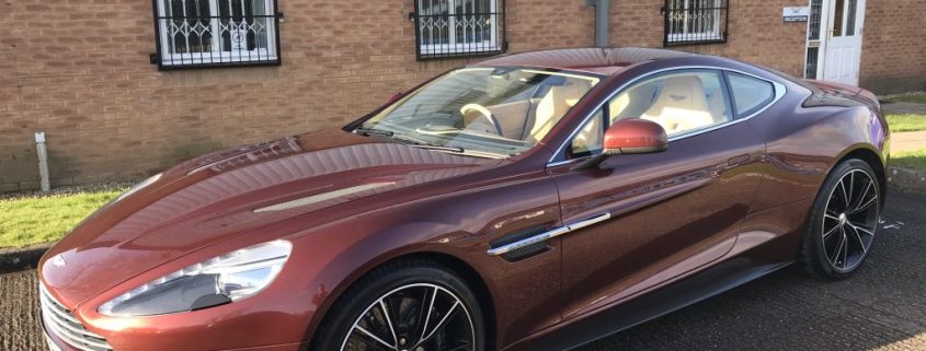 Aston Martin 2013 Vanquish