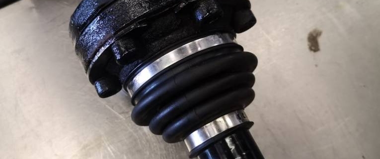 Aston Martin DB9 and Vantage Drive Shaft CV Gaiter repair