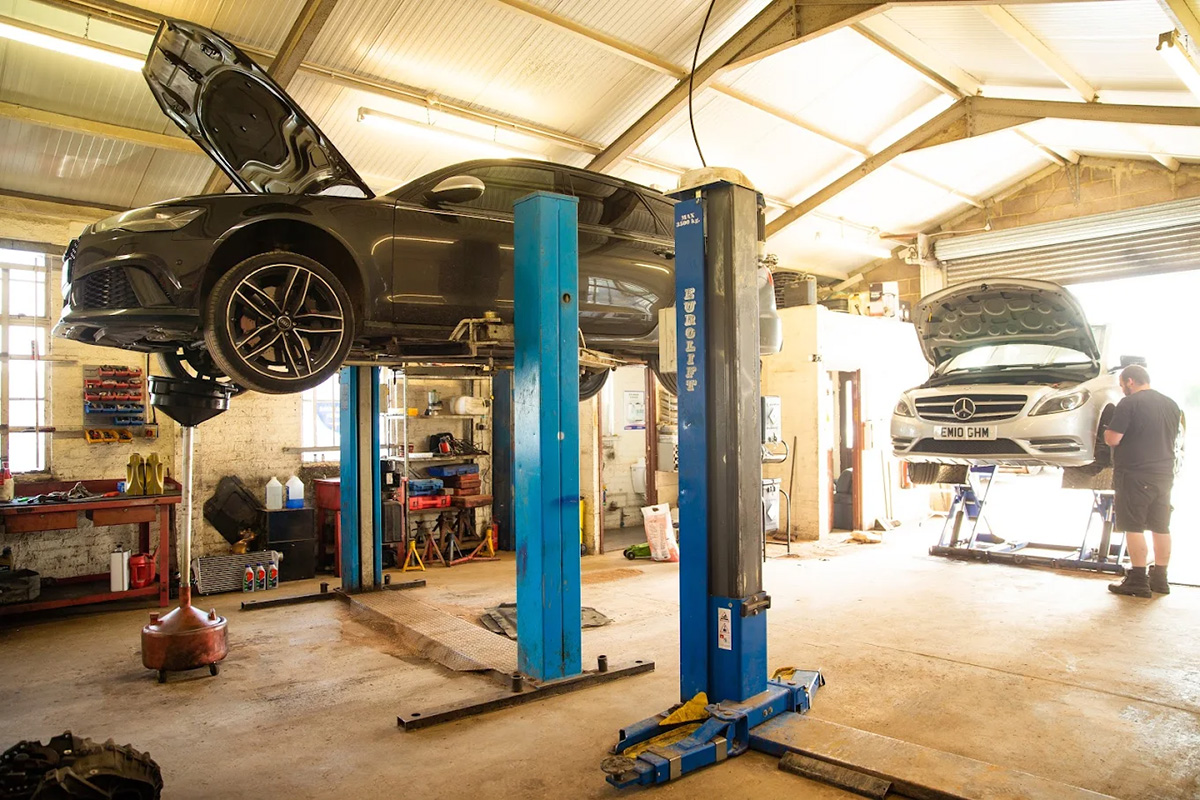 Garage - Gold Cars Ltd