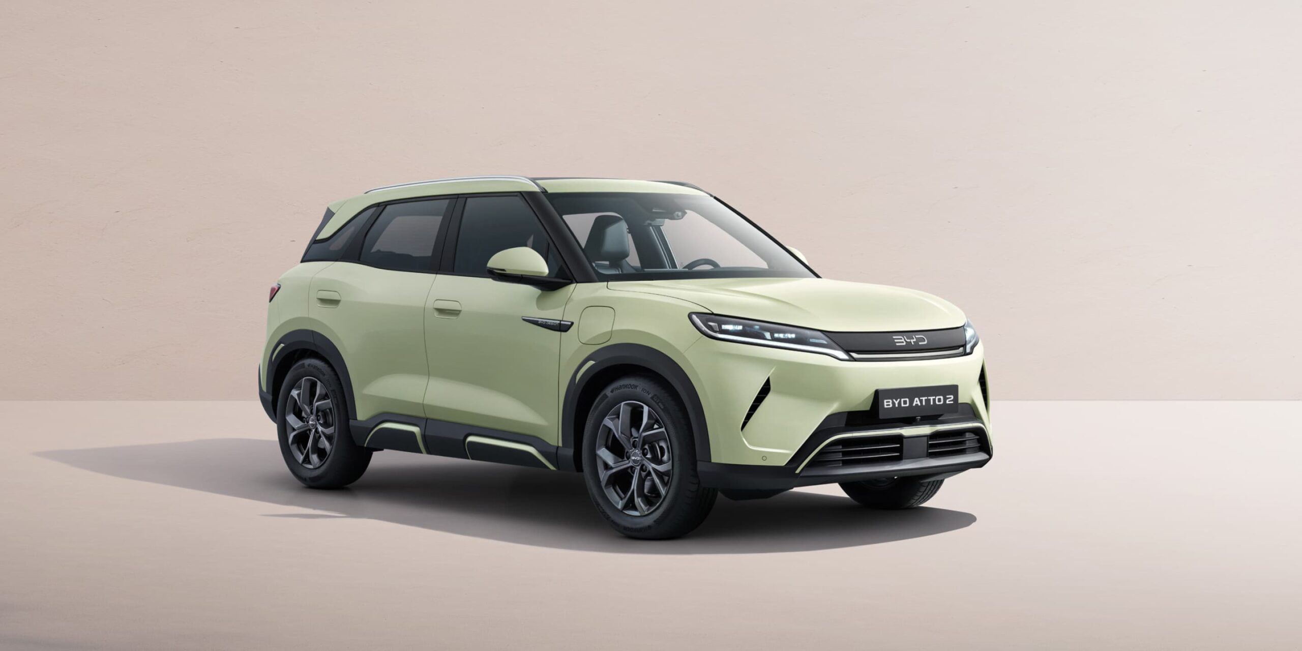 Byd Atto2 Exterior 01 L - Chariots Specialist Cars