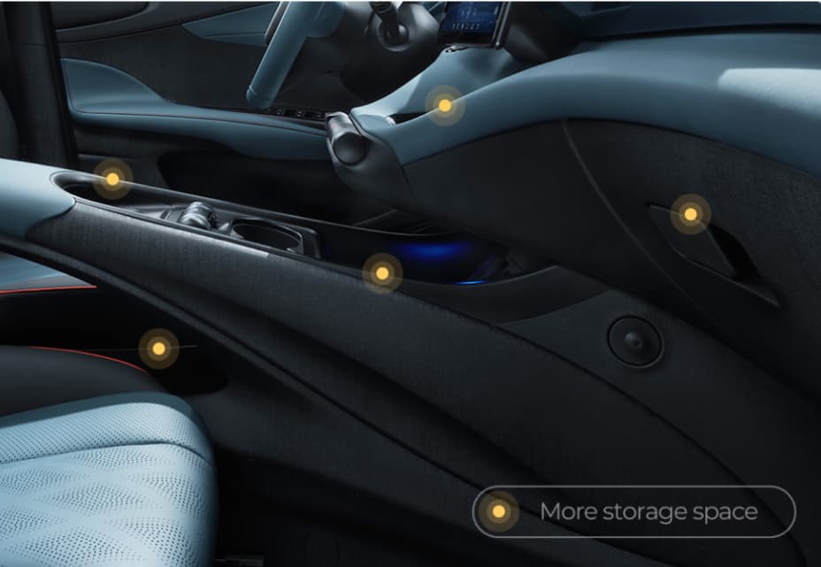 Dolphin Interior 07 L - Chariots Specialist Cars