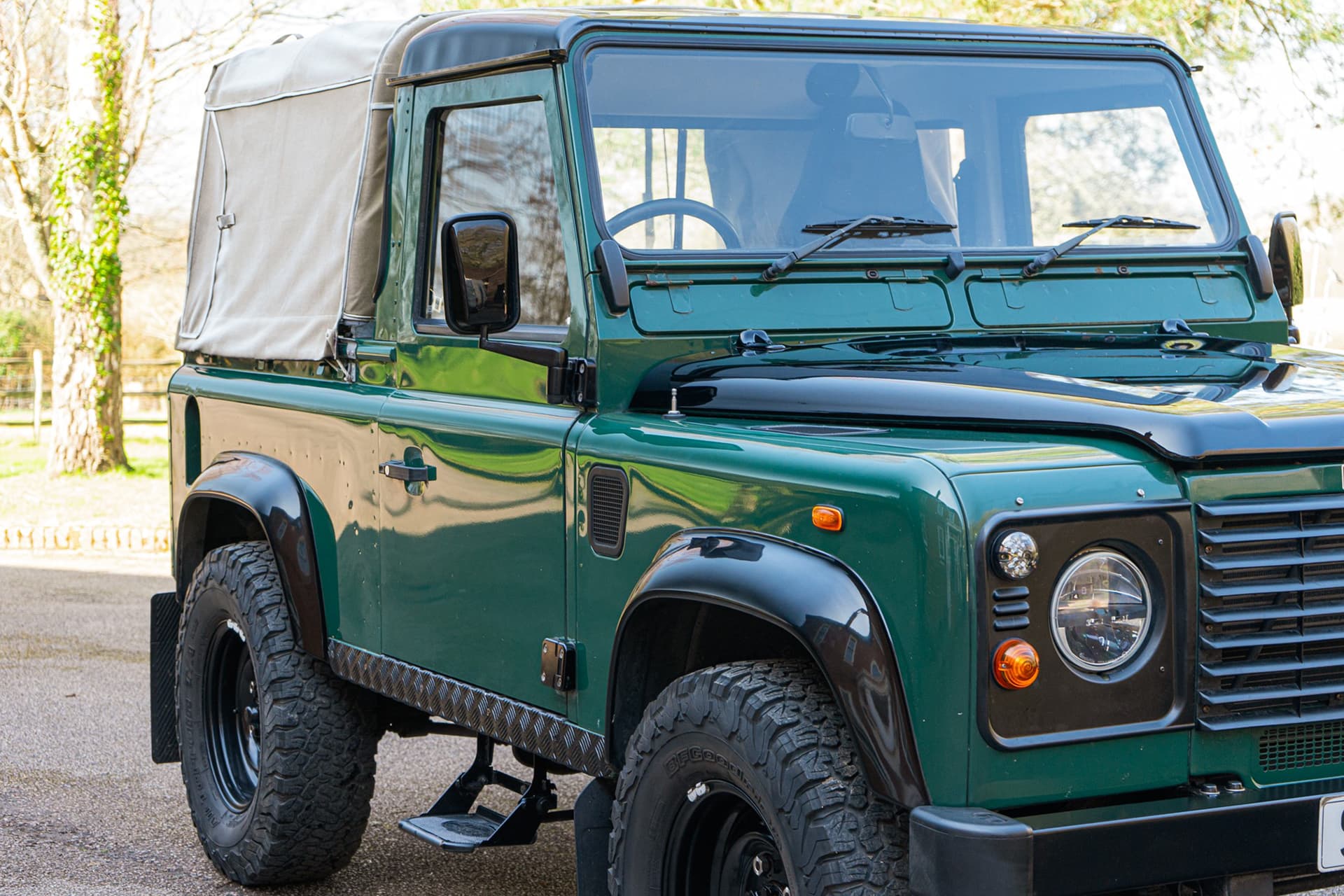 Defenderpickup Sx05dww 40 For Web (1) - UK Defenders Limited