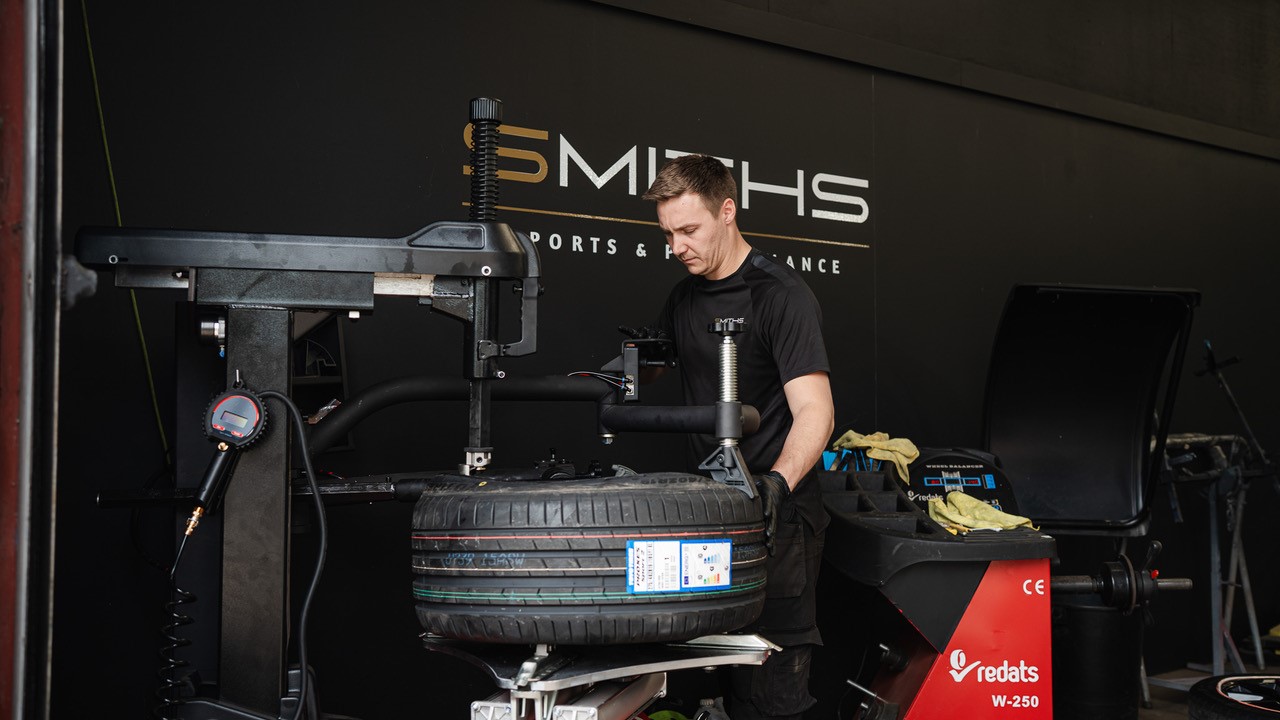 Tech1 - Smiths Sports & Performance