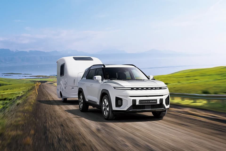 Kgm Electric Cars Image 2 (1) - Lamb and Gardiner Ltd