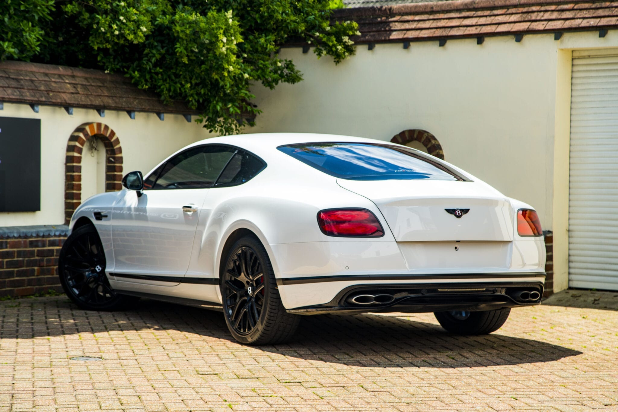 Eok Bentley White - Premier Sports Solutions