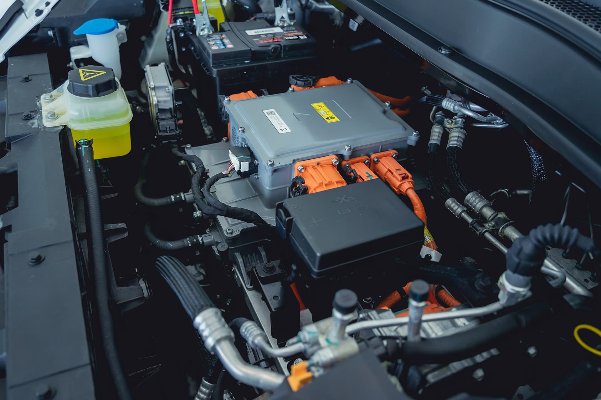 Ev Hero Or Body 14 (1) Body Ev Servicing - The Professional Car Agent Ltd