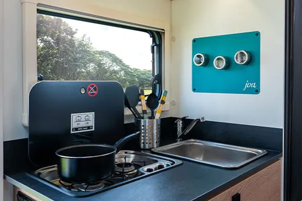 Motorhome 60f Gallery 10 (1) - River Motorhomes