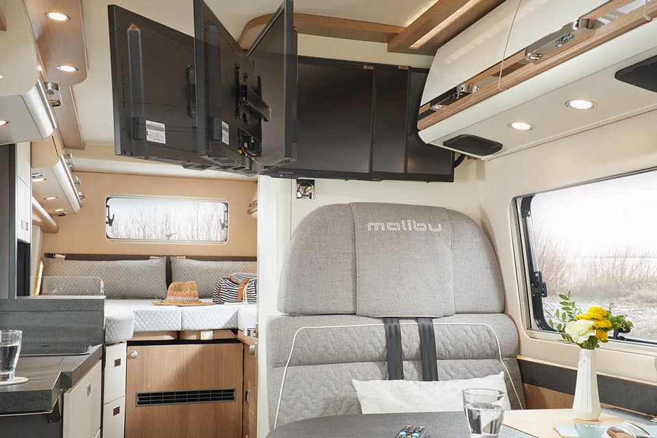 Genius 4x4 Performance Usp Image 2 Room Concept (1) - River Motorhomes